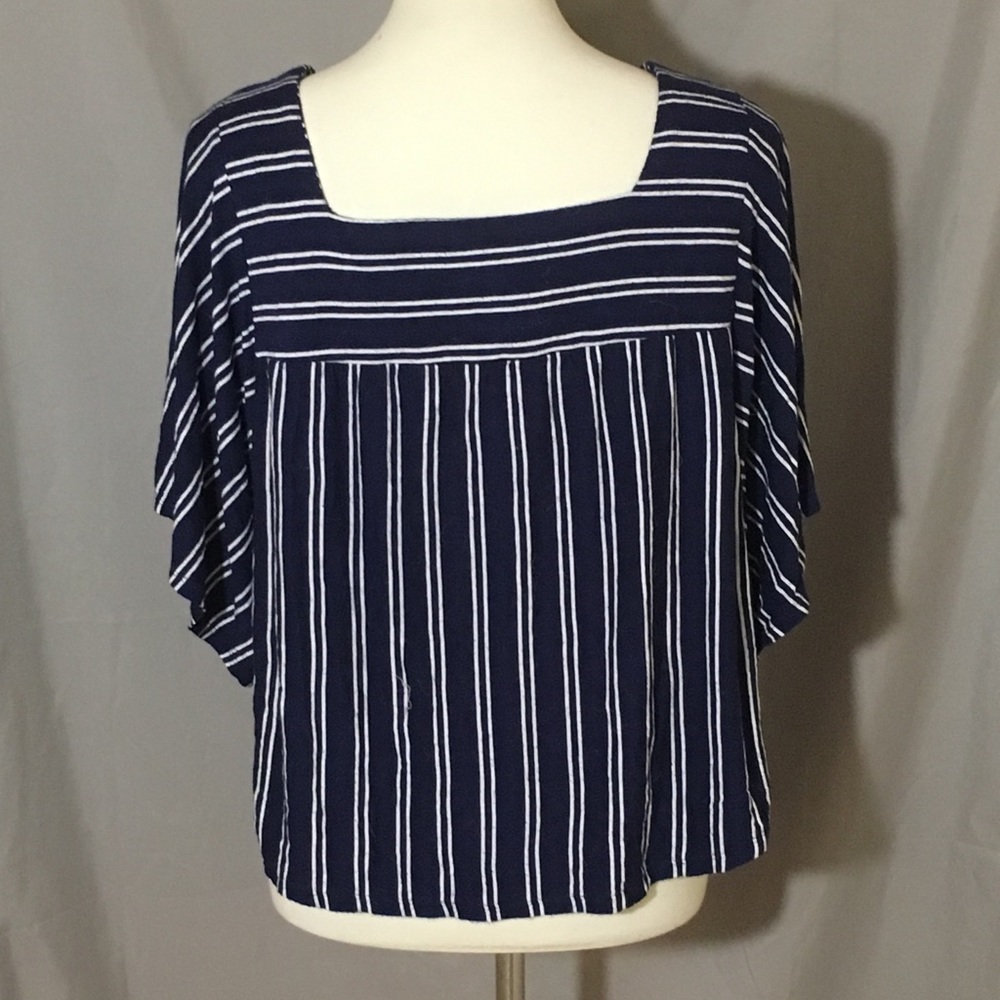 Universal Thread Blue white striped blouse